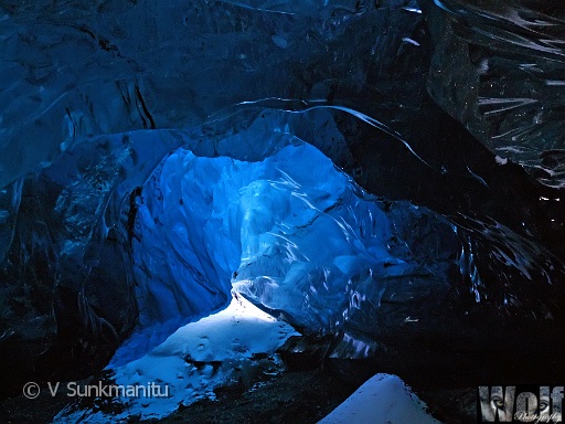 Ice_caves_copyright_VSunkmanitu011.jpg