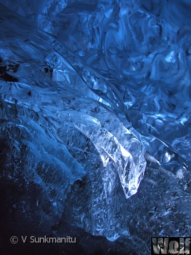 Ice_caves_copyright_VSunkmanitu014.jpg