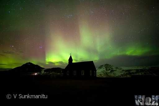 Icelandic_Aurora_copyright_VSunkmanitu006.jpg
